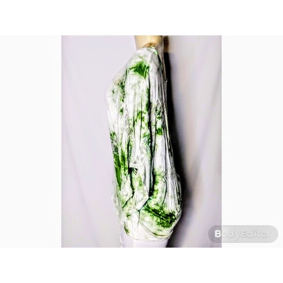 Green And White Top S - Picture 5 of 9